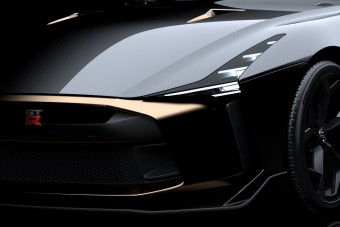 Aranyozott Nissan GT-R az Italdesigntól