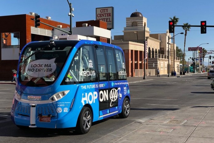 Az új dili: házasodj önjáró buszban! 1