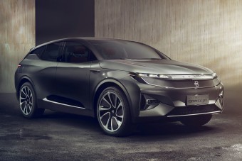Összejött a pénz, jövőre beindul a kínai elektromos luxus-SUV gyártása
