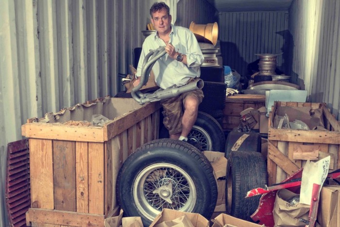 Százmilliós kincsek egy elfeledett konténerben