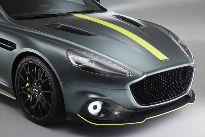 Luxusszedán versenyoverallban 6 | Vezess Luxusszedán versenyoverallban 6