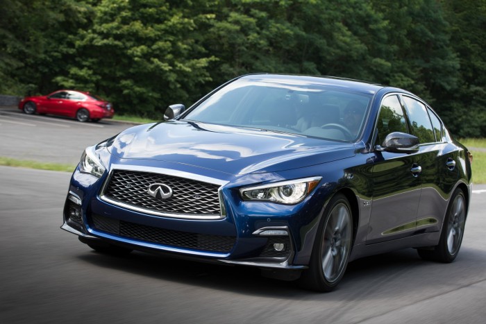 Infiniti Q50: Intelligens alternatíva