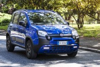 Traffipax-riasztót kap a Fiat Panda 22