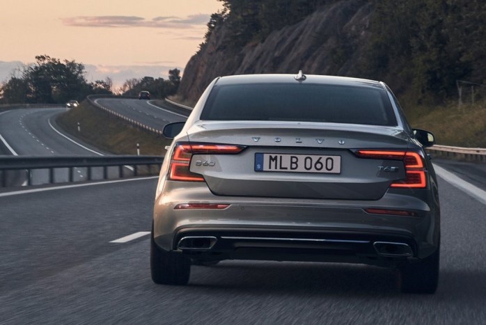 Megérkezett a Volvo új sportszedánja 5