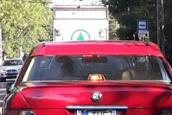 Ez a hazai egyedi rendszám nagyon elnök