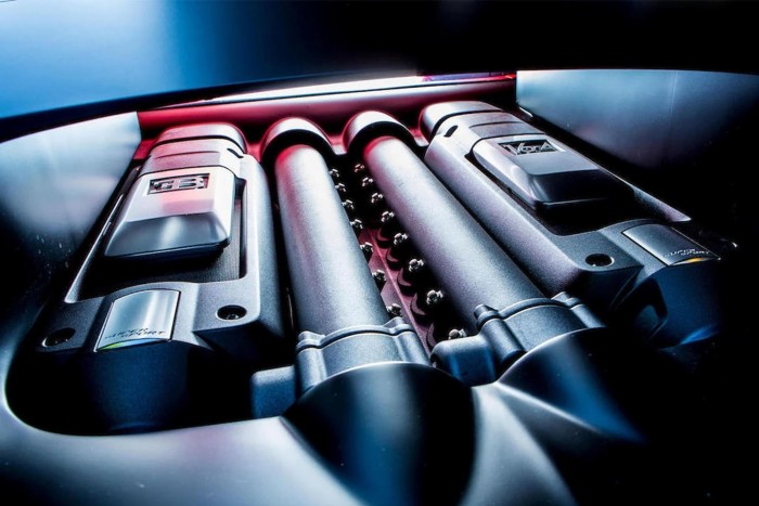 670 millióért kifoghatod az utolsó Bugatti Veyront 6