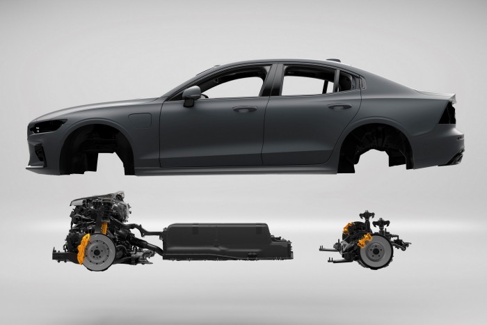 Megérkezett a Volvo új sportszedánja 8