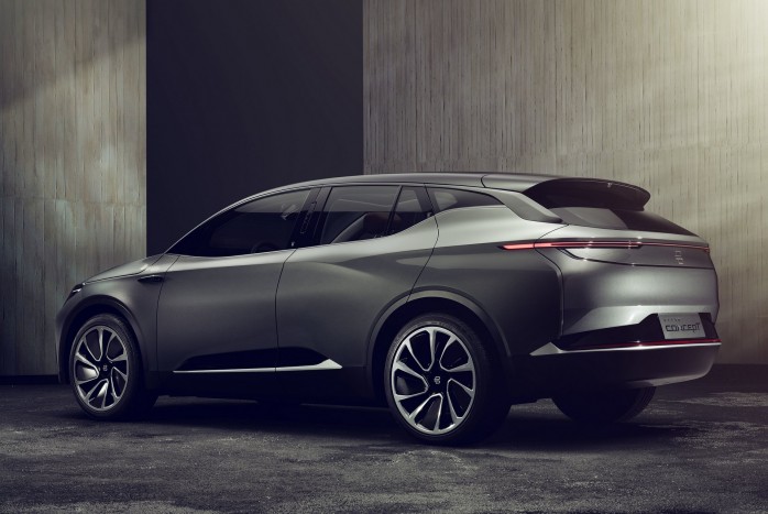 Összejött a pénz, jövőre beindul a kínai elektromos luxus-SUV gyártása 6 | Vezess Összejött a pénz, jövőre beindul a kínai elektromos luxus-SUV gyártása 6