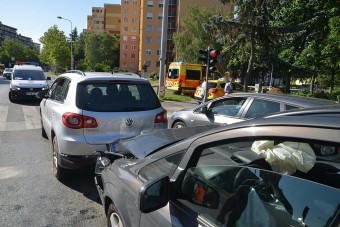 Balesetet látott, majd okozott egy ugyanolyat