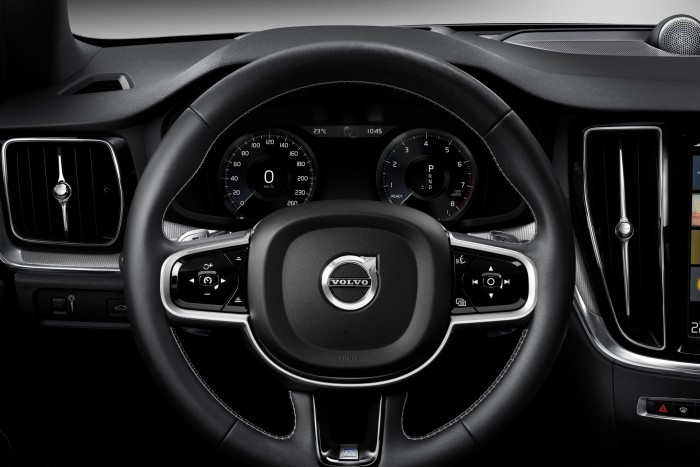 Megérkezett a Volvo új sportszedánja 14
