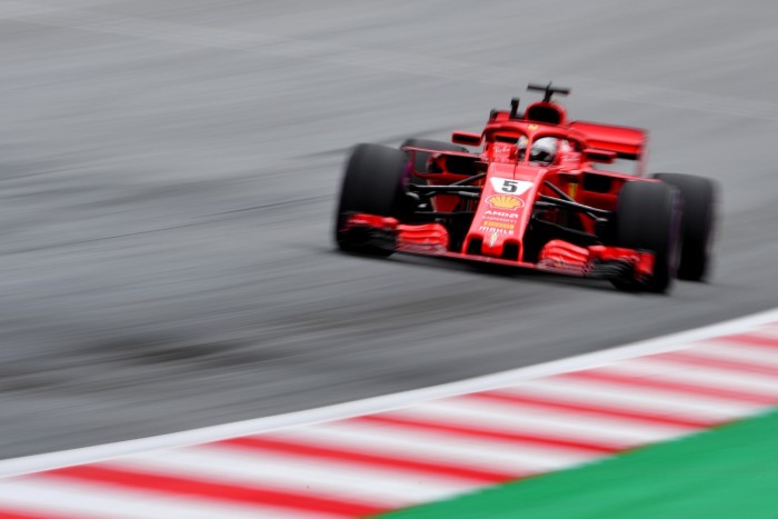 F1: Vettel az élen az időmérő előtt