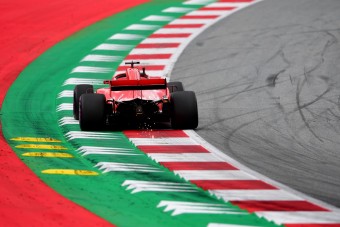 F1: Óriási DRS-újítás jön Silverstone-ban