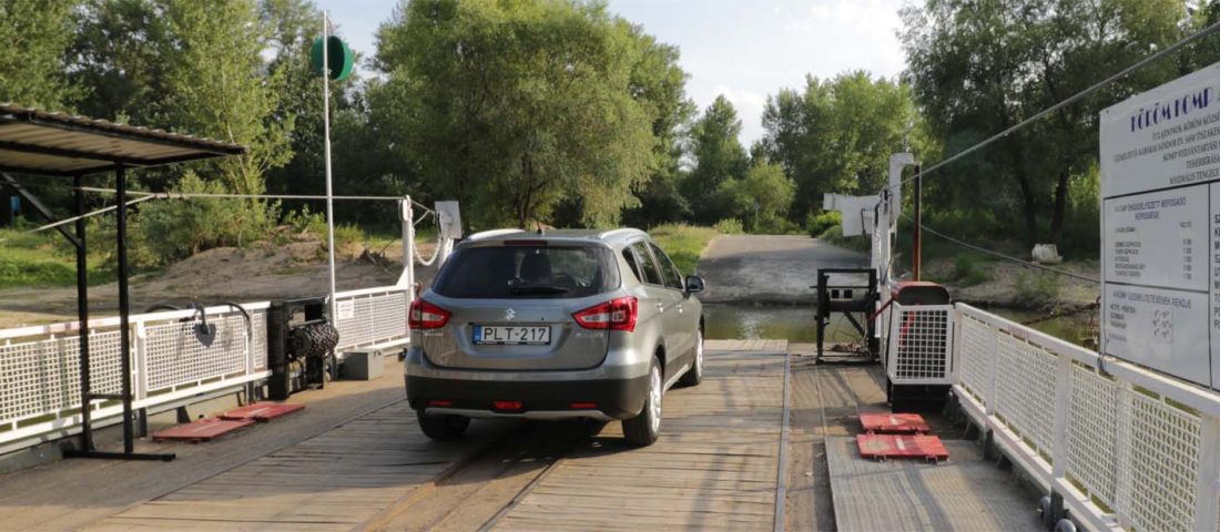 Ez az utolsó magyar vasúti híd, amin autóval is átkelhetünk