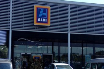 Világbajnok parkolás a győri Aldinál, csak gratulálni tudunk