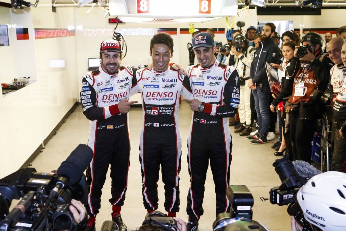 F1: Így dobták ki a világbajnokot Alonso kedvéért