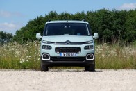 Csodafegyver nagycsaládosoknak – Citroën Berlingo 48