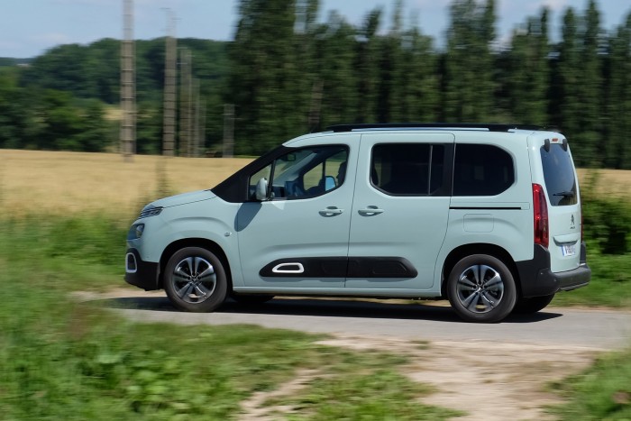 Csodafegyver nagycsaládosoknak – Citroën Berlingo 8 Csodafegyver nagycsaládosoknak – Citroën Berlingo 8