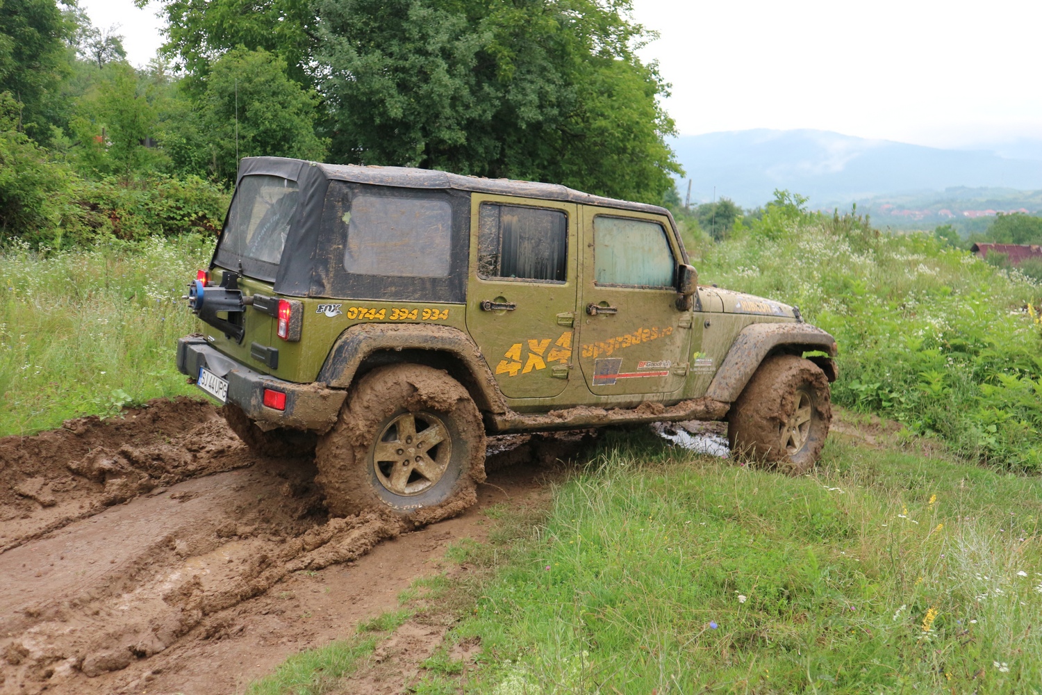 Suzuki-rángatás a BFGoodrich-csal 18