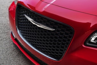 Elkaszálhatják a Chryslert, de másik amerikai márka is veszélyben van