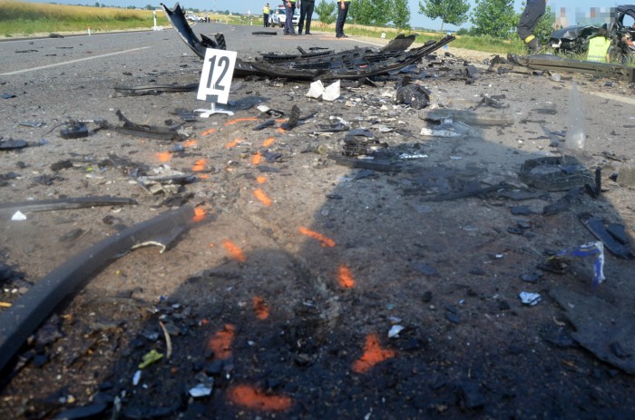 Felkavaró fotók az 55-ösön történt halálos balesetről 2