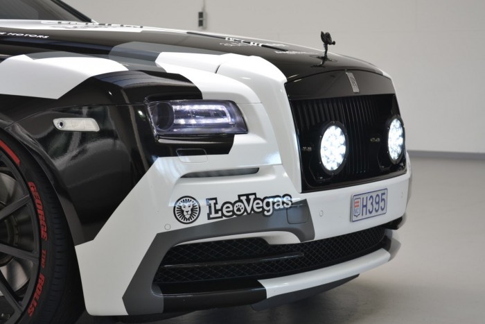 90 millióba kerül a legmenőbb Rolls-Royce