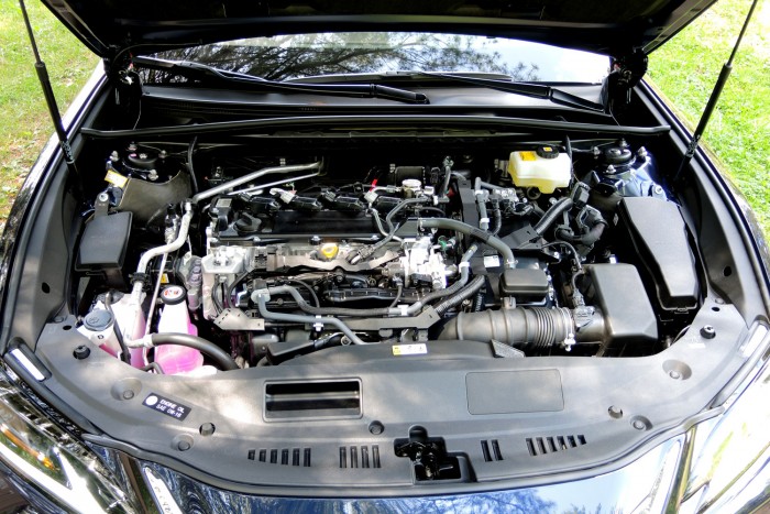 Béna németek tehetik sikeressé az új Lexust 11