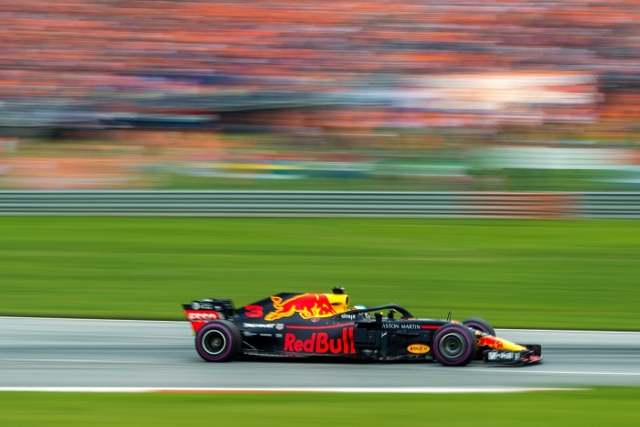 F1: Ricciardo kiakadt Verstappen miatt