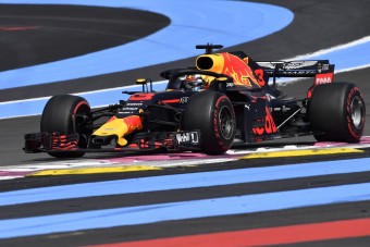 F1: Ricciardo autója is megsérülhetett