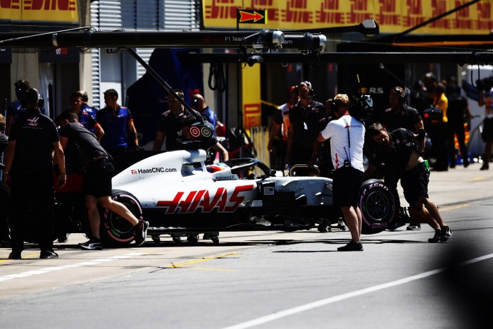 F1: Grosjean kínjában csak röhögni tud