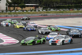 Ingyenes szuperautós hétvége a Ringen, Michelisz is vár