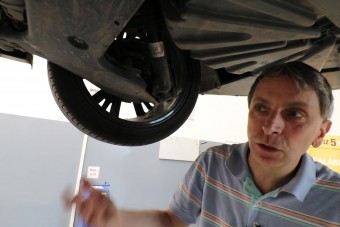 A jövőben a hátsó kereket is kormányozni fogjuk