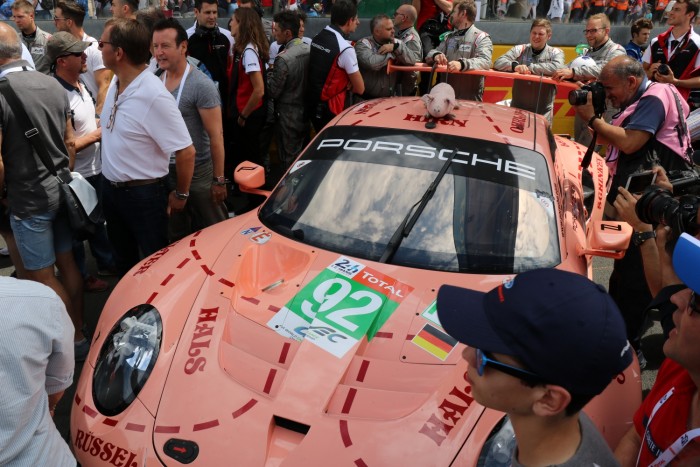 Ezért a malacnak öltöztetett 911-es a kedvenc versenyautóm Le Mans-ban 5