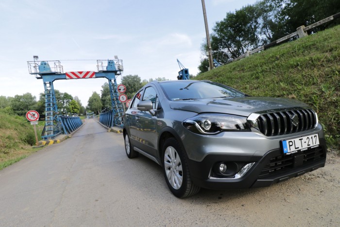 Áthajtottunk Európa legfurább hídjain, mindkettő itt van a Tiszán 11