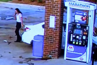 Ritka felvétel került elő egy benzinkútról