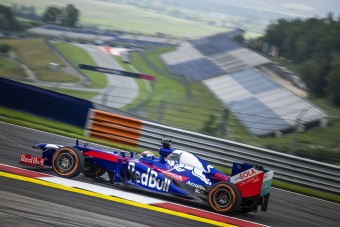 F1-es ülést kaphatna a MotoGP-bajnok