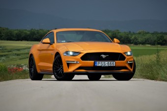 Mindenből még egy kicsit több – Ford Mustang