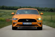 Mindenből még egy kicsit több – Ford Mustang 2