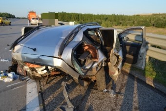 Szörnyű halál az M0-son, összenyomták az Opelt