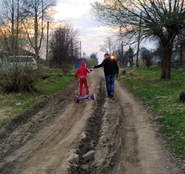 Megnézed ezeket a fotókat, és tapsolni fogsz örömödben, hogy mennyire kiválóak a magyar utak 4 Megnézed ezeket a fotókat, és tapsolni fogsz örömödben, hogy mennyire kiválóak a magyar utak 4