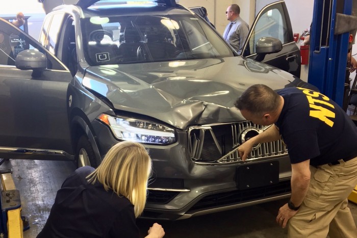 Tévézett a gázoló önvezető autó sofőrje