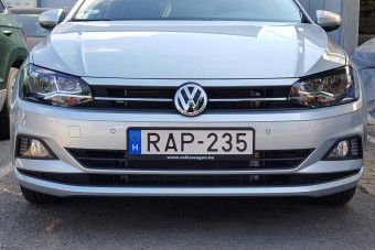 Itt az új rendszám