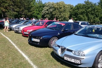 Kezdődik Európa legnagyobb Alfa-találkozója Zánkán