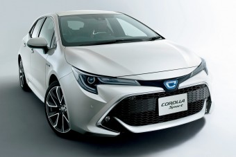 Hálózatba kapcsolt Corolla, fiataloknak