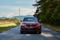 Több mint kétszáz új fotón a vadonatúj BMW X4 197