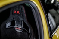 300 lóerős az új Renault Mégane R.S. Trophy 24