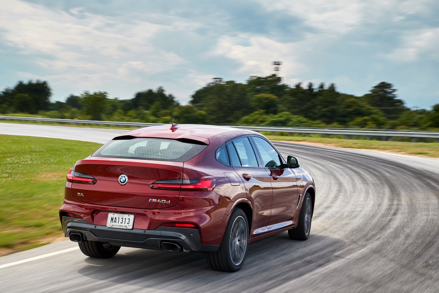 Több mint kétszáz új fotón a vadonatúj BMW X4 179