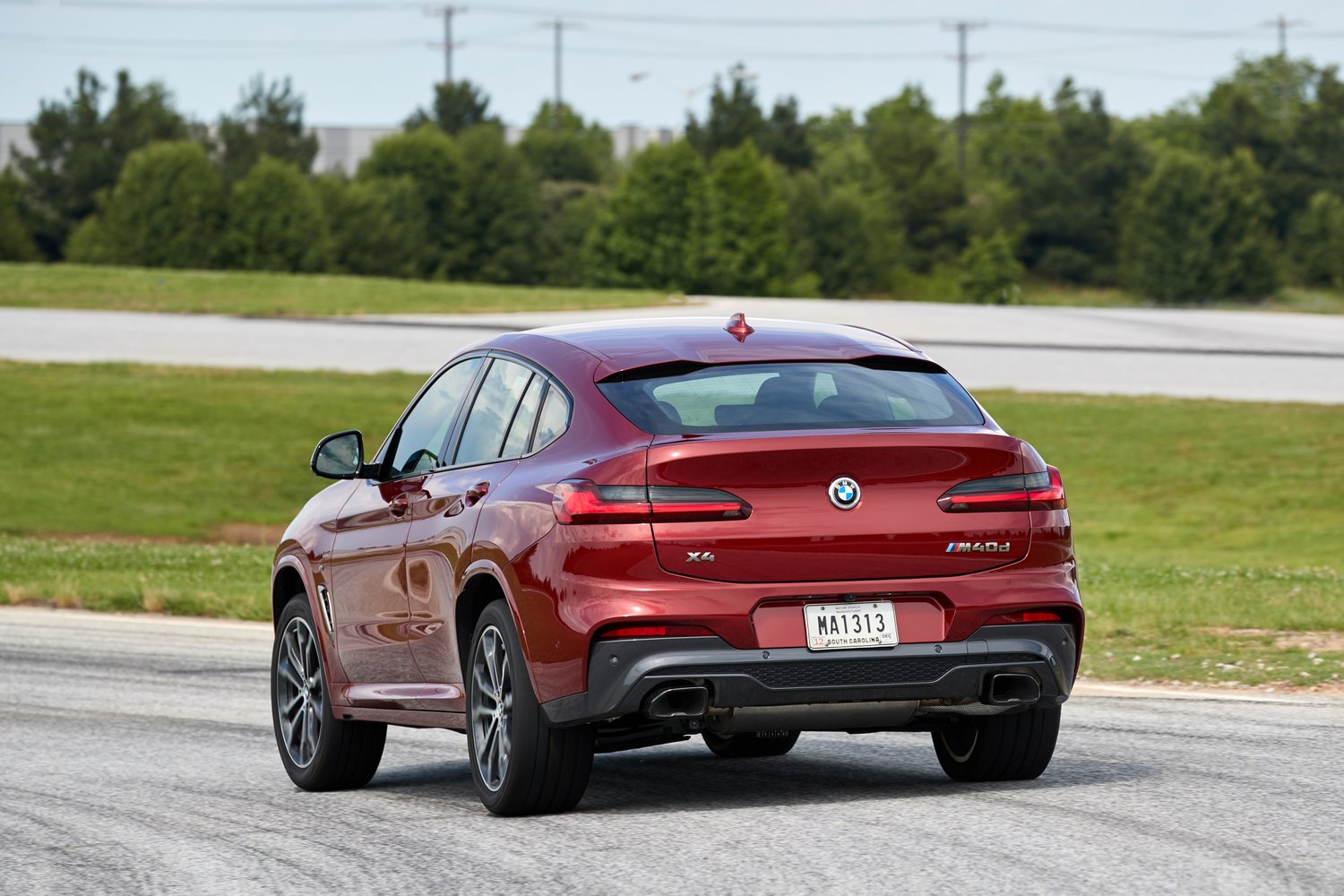 Több mint kétszáz új fotón a vadonatúj BMW X4 185