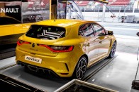 300 lóerős az új Renault Mégane R.S. Trophy 22