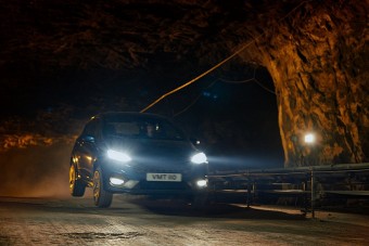 A föld alatt száguldott a Ford Fiesta ST