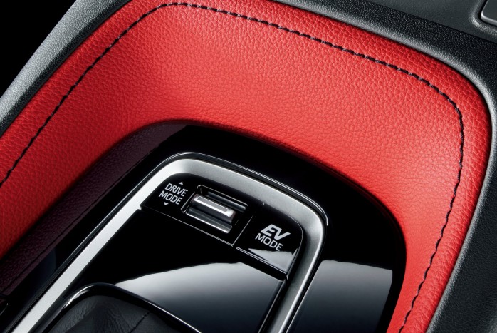 Hálózatba kapcsolt Corolla, fiataloknak 9